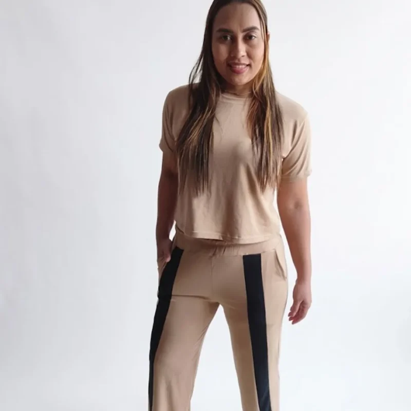 CONJUNTO DEPORTIVO CAMEL DE DOS PIEZAS